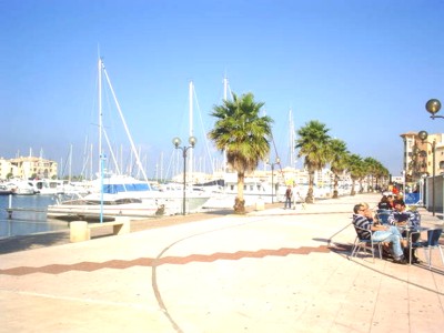provenzalischer Hafen